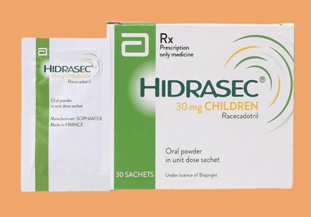 Racecadotril là thuốc tiêu chảy cho trẻ sơ sinh trên 3 tháng tuổi và không sử dụng quá 7 ngày. Thuốc này cần sự chỉ định của bác sĩ, vì vậy, ba mẹ không nên tự ý mua cho trẻ uống khi chưa được cho phép.